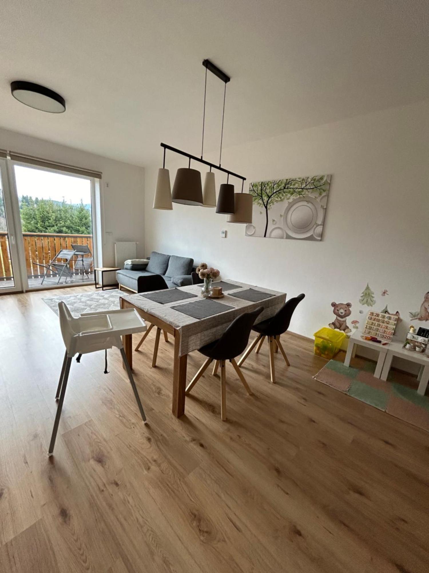 Kasperky Apartment กัชแปร์สแก ฮอรี ภายนอก รูปภาพ
