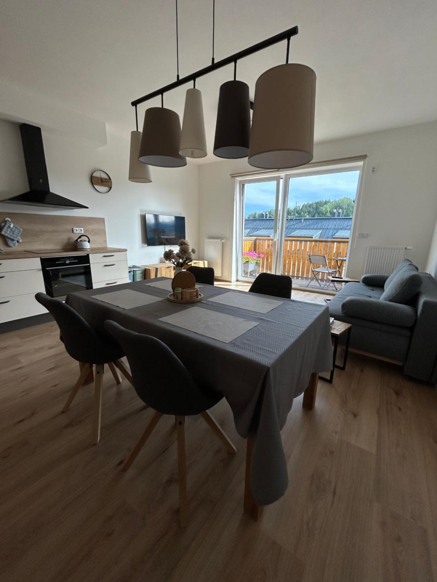 Kasperky Apartment กัชแปร์สแก ฮอรี ภายนอก รูปภาพ