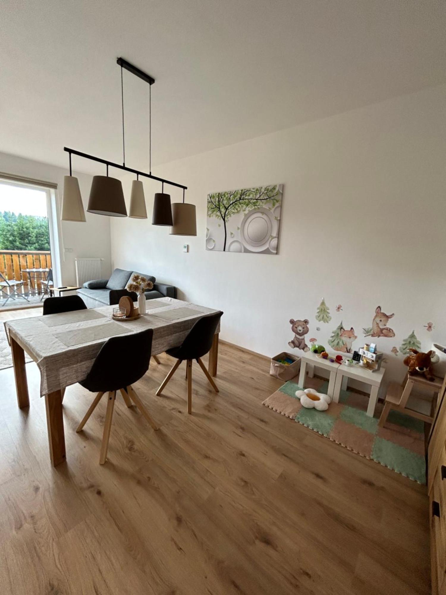 Kasperky Apartment กัชแปร์สแก ฮอรี ภายนอก รูปภาพ